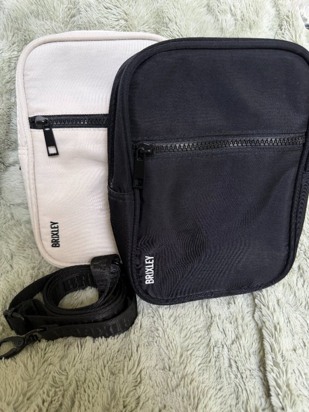 Brixley Medium Crossbody Bundle | Jet + Coastal + Logo Strap